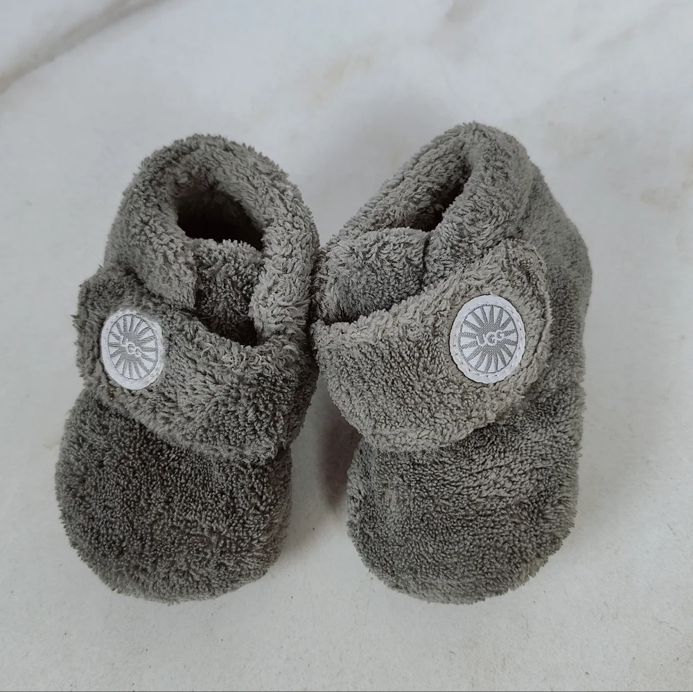 UGG Bixbee Grey Fleece Infant Baby Walker Booties, Sz 0/1